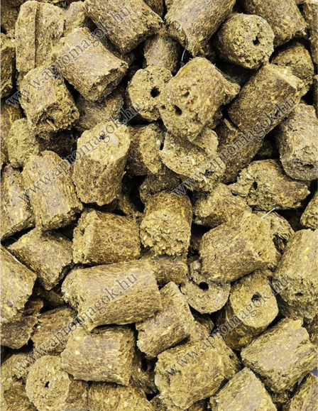 Amúr pellet 15 x 15